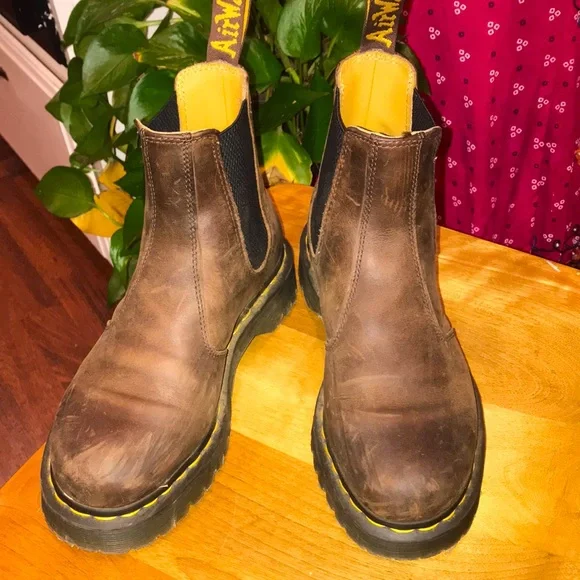 Dr. Martens Brown Leather Chelsea Boots - Picture 1 of 11